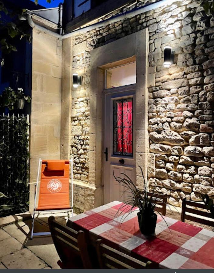 Camelia Bed & Breakfast Bayeux Exterior photo