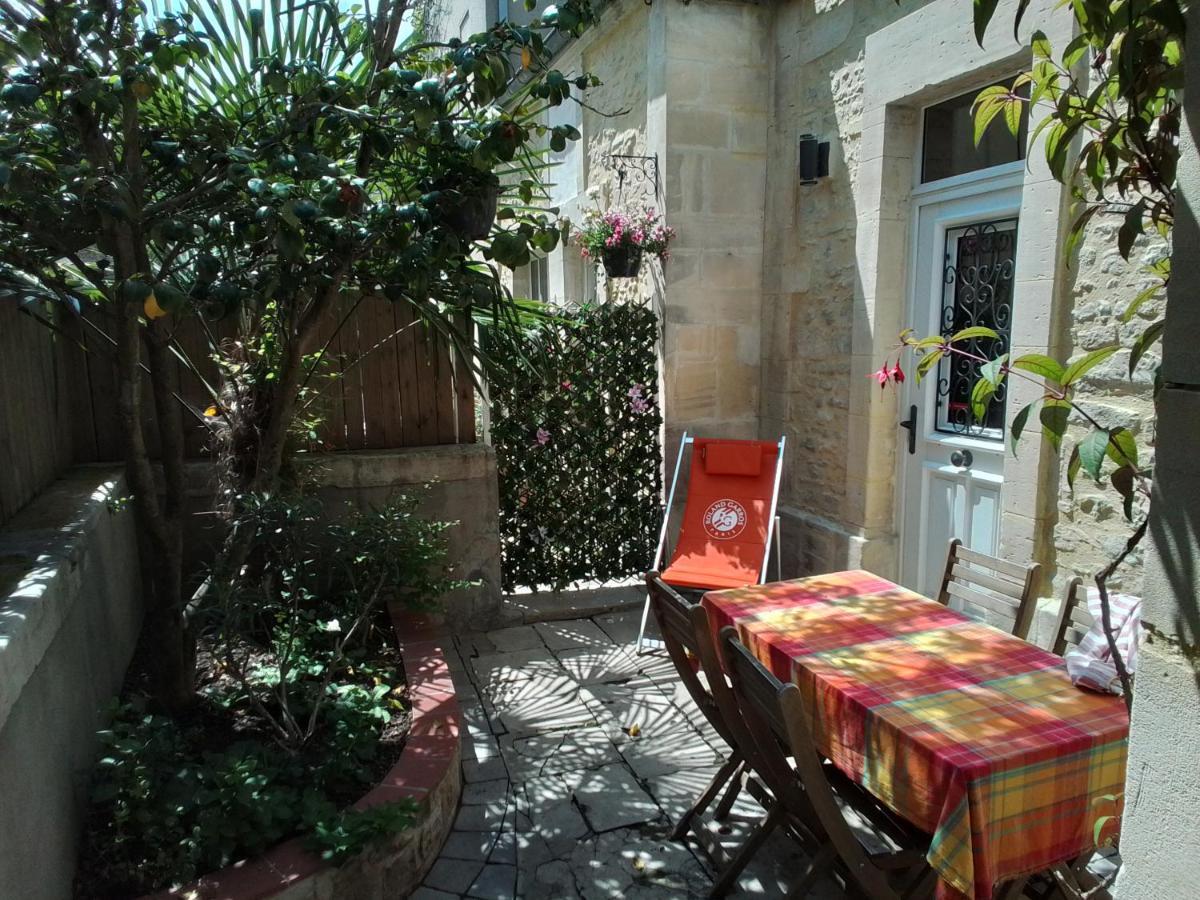 Camelia Bed & Breakfast Bayeux Exterior photo