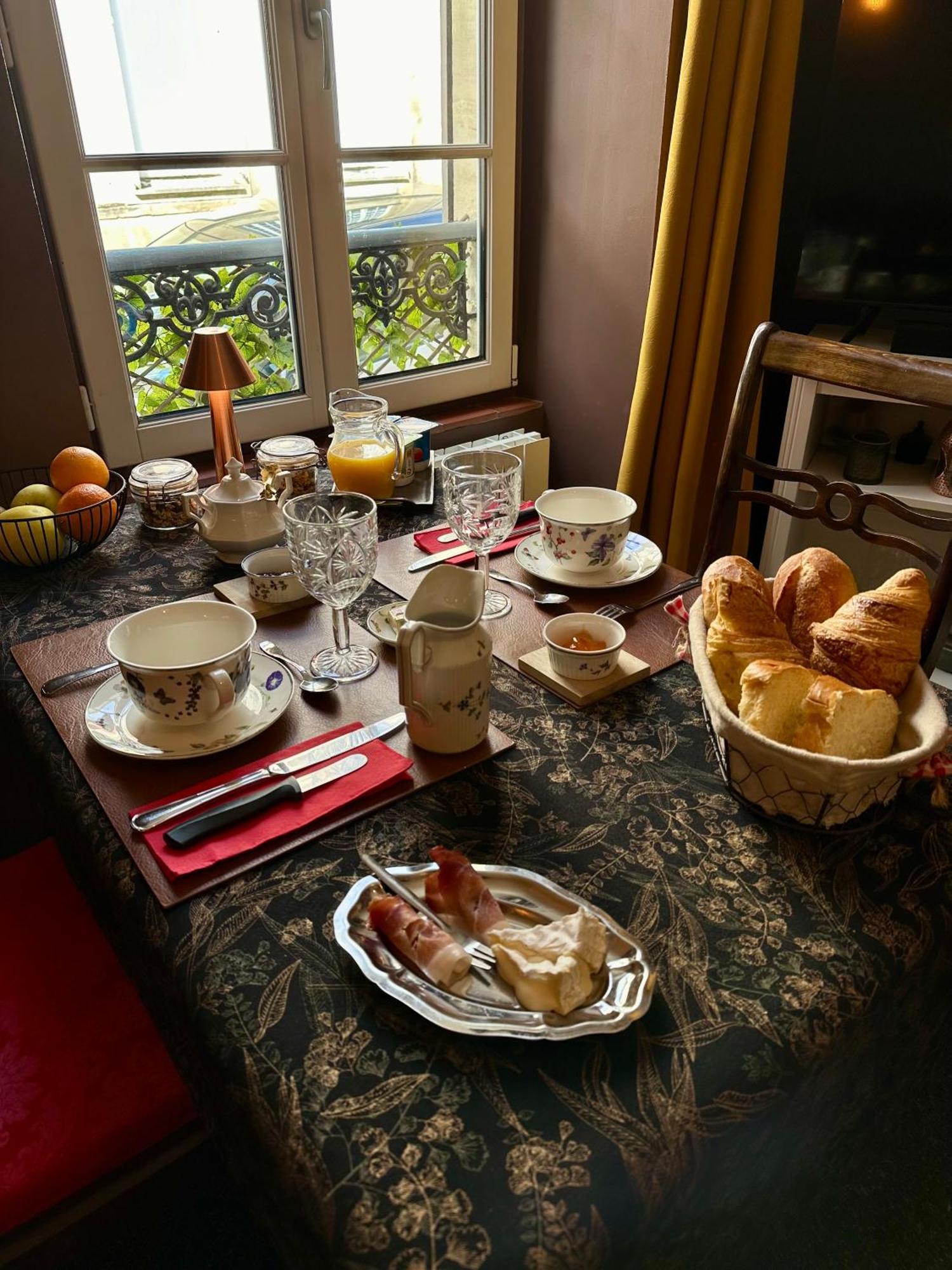 Camelia Bed & Breakfast Bayeux Exterior photo