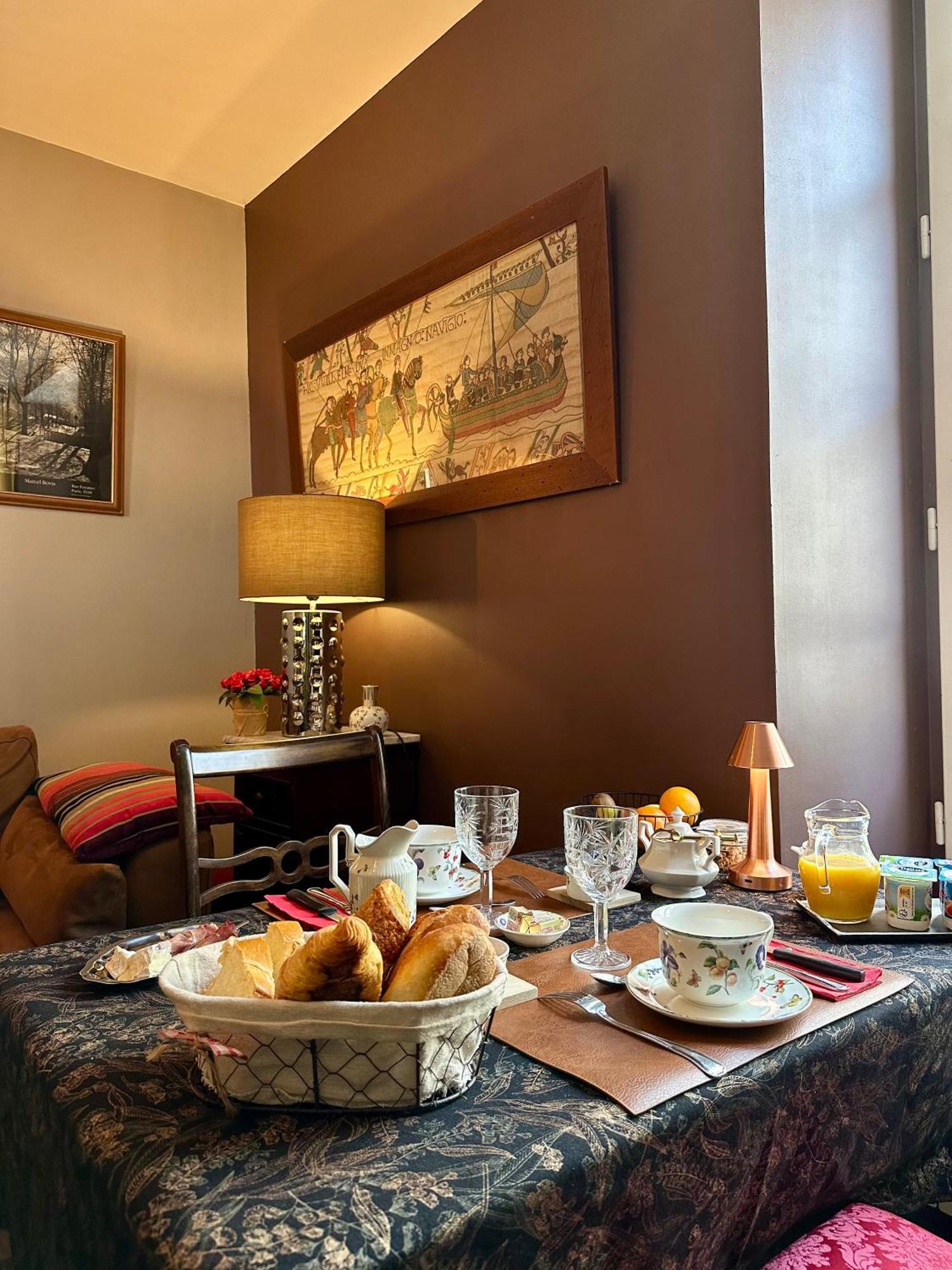 Camelia Bed & Breakfast Bayeux Exterior photo
